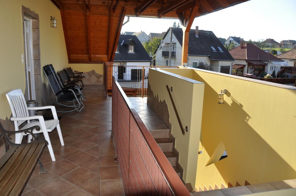 Tengerszem Panzio Bed & Breakfast Bánk Exterior foto
